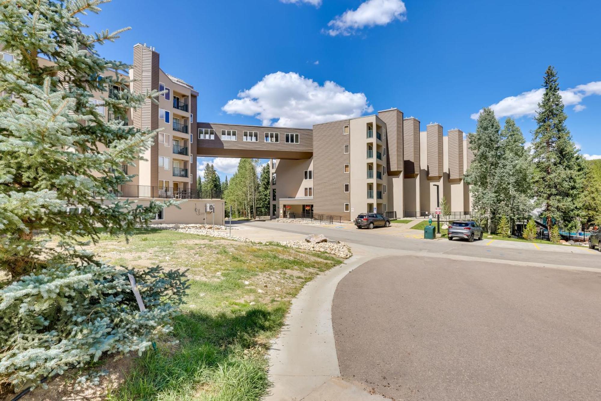 Ski-Inandski-Out Retreat With Iron Horse Pool Access! Winter Park Exterior photo